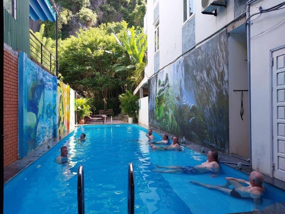 Thien Thanh Hotel Phong Nha Exterior foto