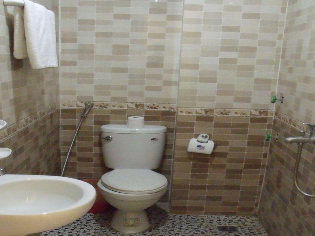 Thien Thanh Hotel Phong Nha Exterior foto