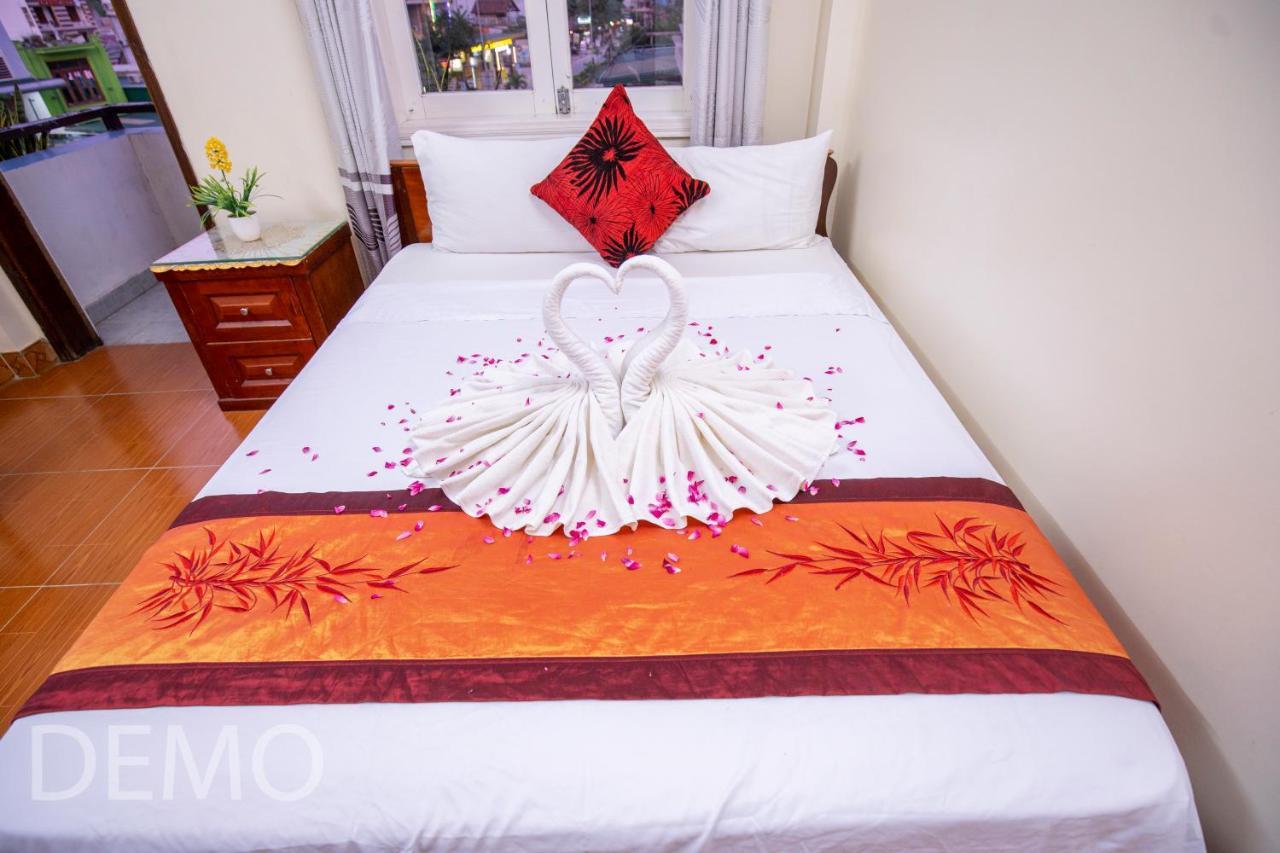 Thien Thanh Hotel Phong Nha Exterior foto